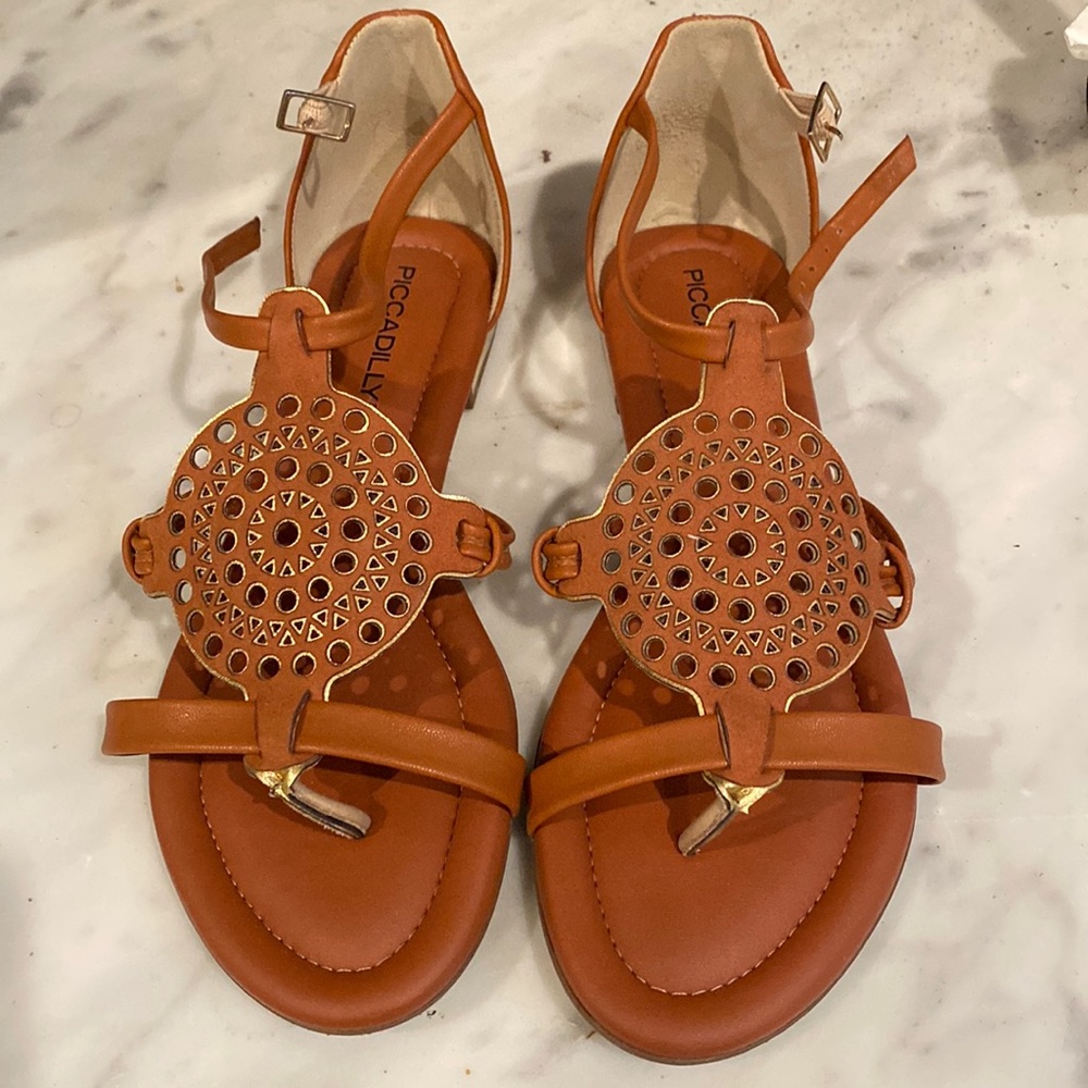 Piccadilly Brazil brown starburst sandals. Worn once